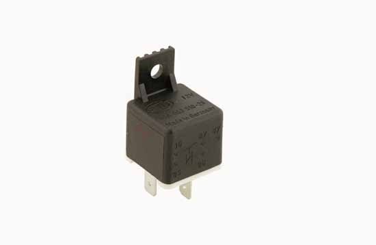 Bosch Relay 12V 30A with bracket and dual otlets