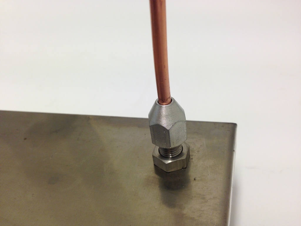 Bulkhead fitting T 3/8-24 SS