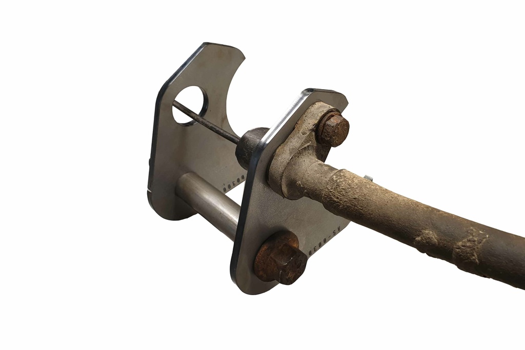 Reinforcement plates rear axle lower Volvo 240
