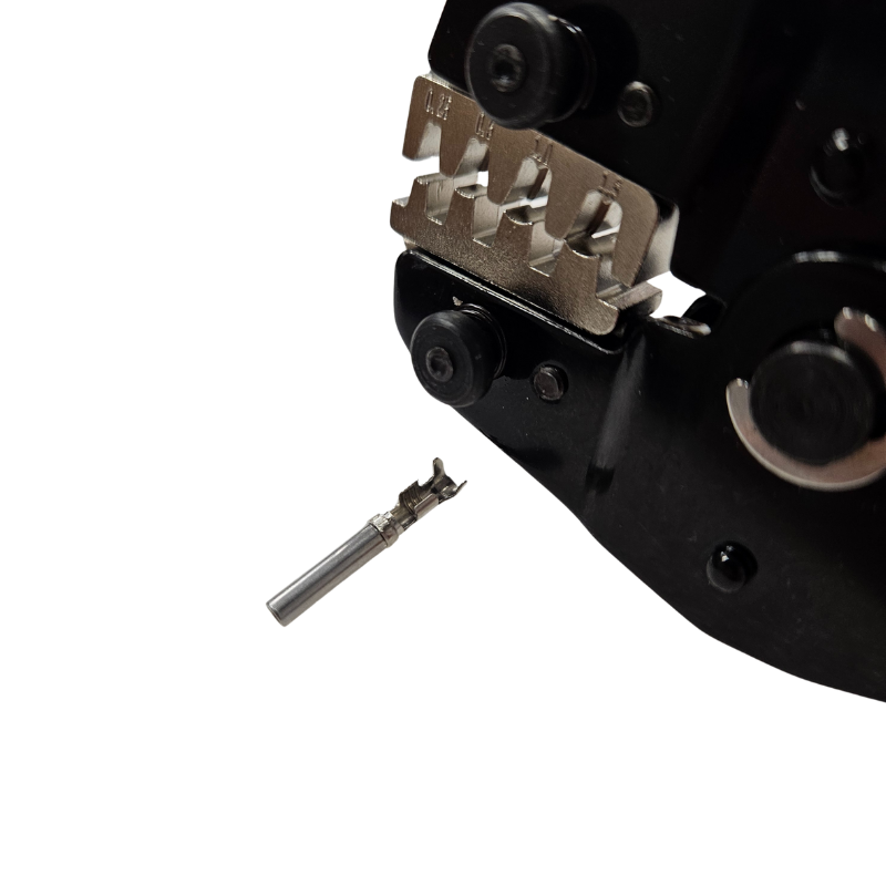 Universal crimping pliers with 6 replaceable jaws