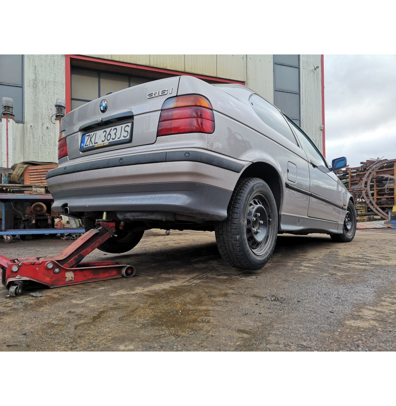 BMW E36 Compact Jack Point